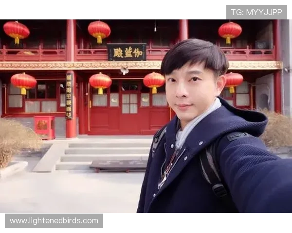 娱乐制片人星星的成功经验：从零开始打造受玩家喜爱的网络游戏品牌